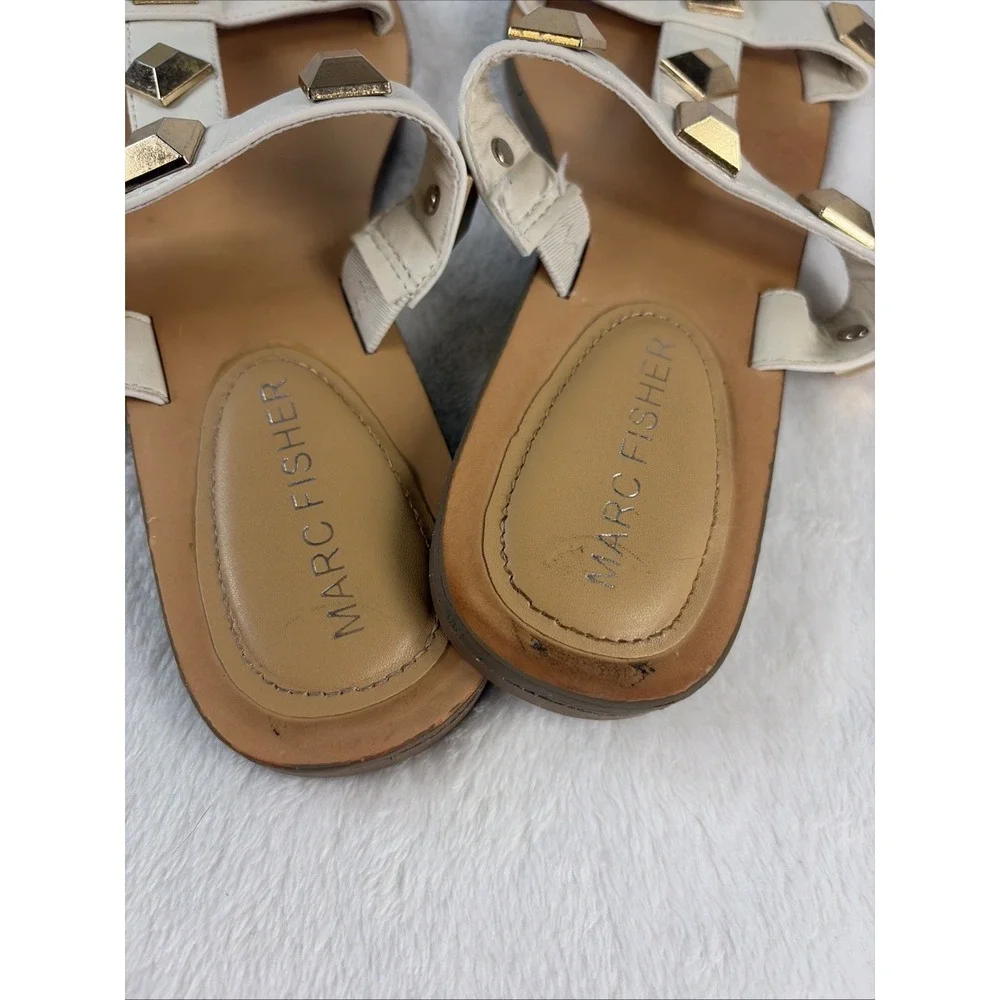 Marc Fisher Bonis Studded Slide Sandals White Gold T-Strap Flat Edgy Rock EUC